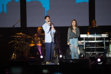 张智霖、陈小春、黎明举办《幸运轮唱团》音乐会