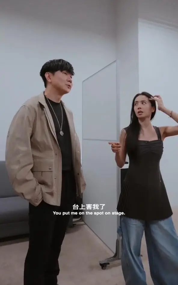 林俊杰吐槽畏惧与蔡依林同台 十三年舞台名场面引热议