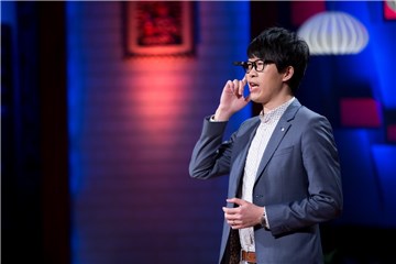 床龙科技眼镜创始人 邓文辉