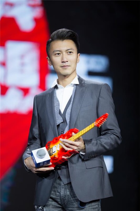 谢霆锋《异想天开》:在成人世界里,仍保有摇滚少年气