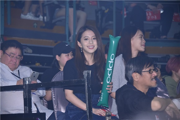 林宥嘉举办演唱会 蔡依林现身当嘉宾