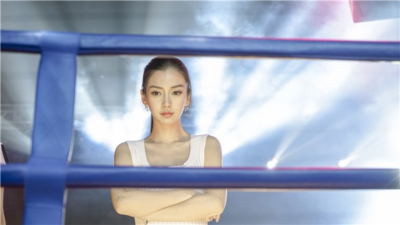 《摆渡人》花絮曝光 Angelababy登上擂台为爱拼命