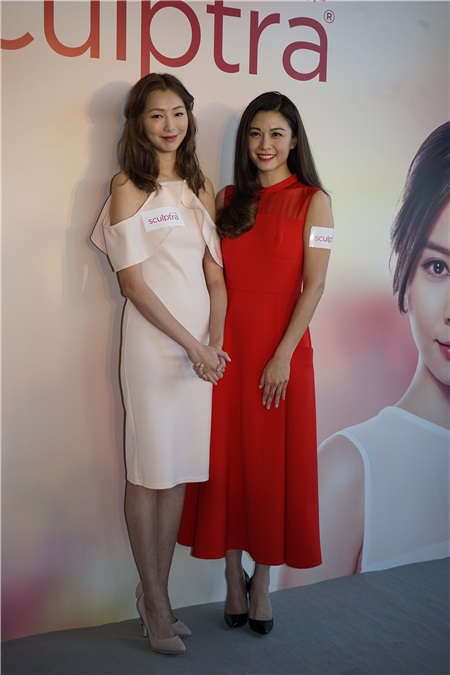 廖碧儿、赵颁如
出席美容活动