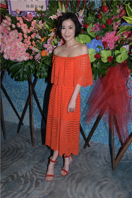 邝美云、佘诗曼、刘嘉玲等出席「餐厅开张」活动