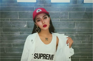 《完美假期》——欲望别墅里的相爱相杀