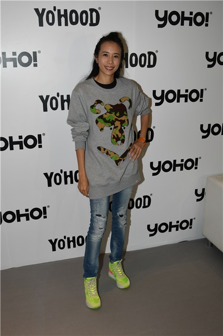 莫文蔚、黄伟文等现身「YO’HOOD全球潮流新品嘉年华」后台