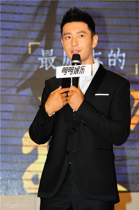 网红圈的教主!羽泉助力黄晓明上海发布会 马建国、马睿、仝卓等网红主播频亮相