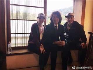 郑伊健这段时间在台湾拍戏，吃吃台湾美食也是一定要的。