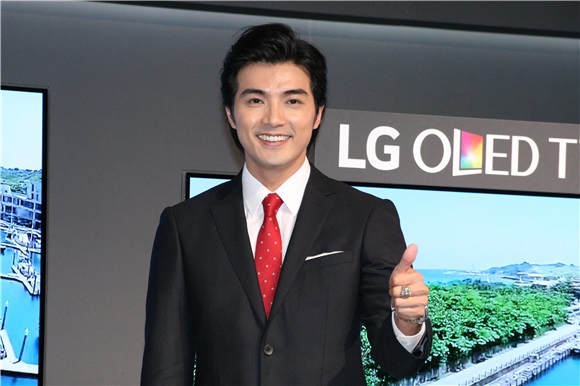 贺军翔出席《LG OLED TV》上市记者会