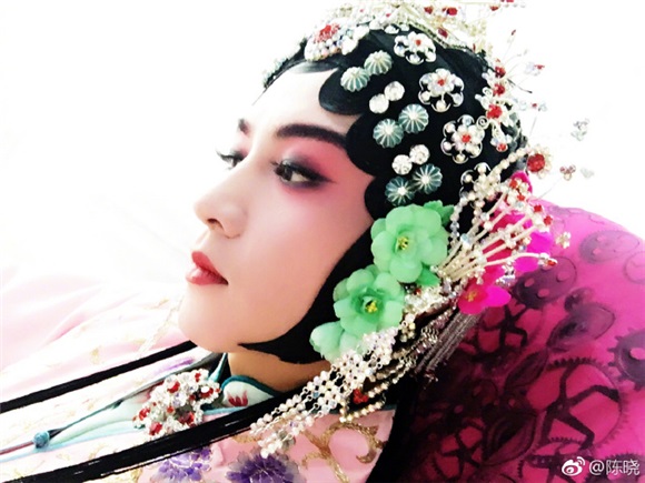 陈晓扮起「古装美女」 女网友也自叹不如