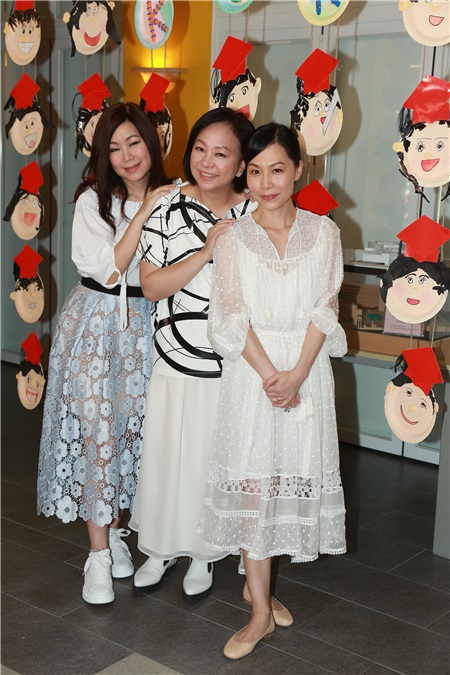 陈秋霞、林志美、彭羚出席其母校之90周年校庆主题曲拍摄