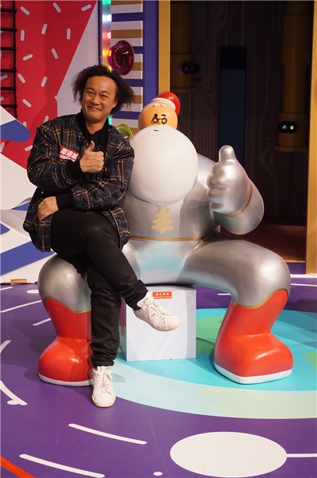 陈奕迅出席血癌基金活动