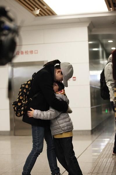 贾静雯:日子过成偶像剧 董洁仍相信爱情
