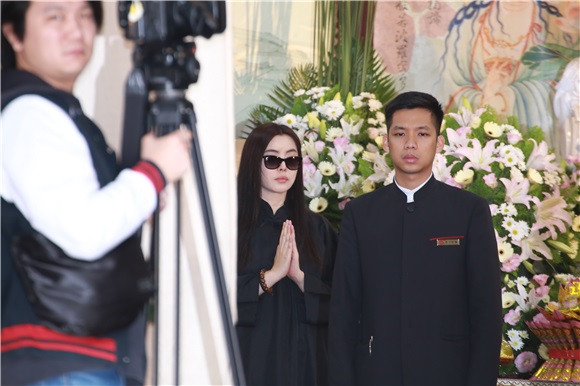 王祖贤父亲王耀煌告别式