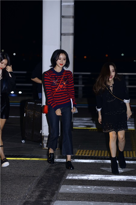 Wondergirls现身仁川国际机场