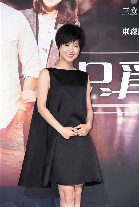 李沛旭、简宏霖、小薰、严正岚出席戏剧《只为你停留》首映会