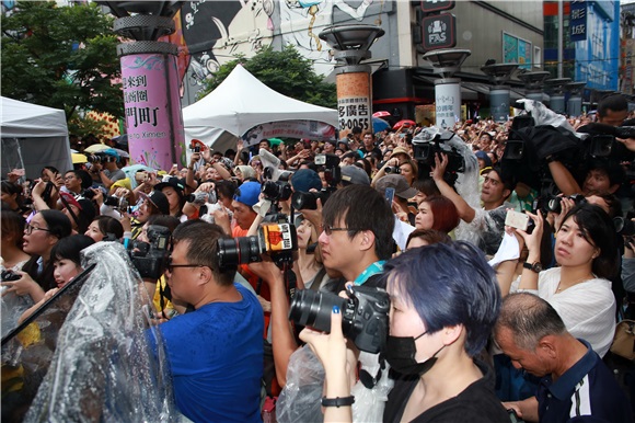 五月天《作品9号》发片首唱会