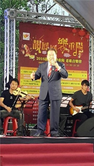 郭金发献唱《烧肉粽》当下 身体不适送医不治