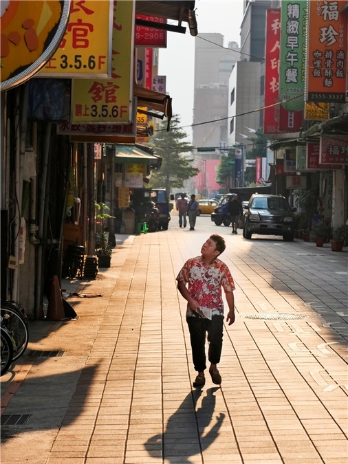 电影《一路顺风》多伦多首映 纳豆终於成男主角