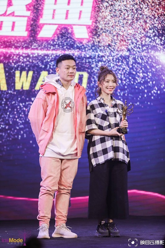 亚洲红人盛典召开,窝窝互娱倾力赞助达成战略合作