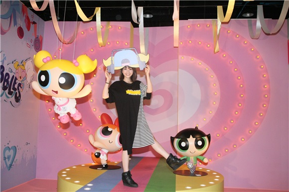 朱俐静出席飞天女神特展