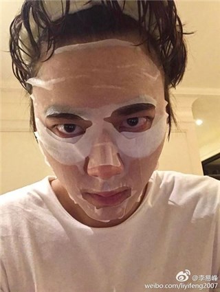 李易峰发文斥吸毒谣言：我一朝阳群众能有多大胆