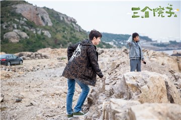 林更新解锁拍照新姿势