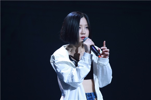 吴莫愁出席虾米音乐寻光盛典