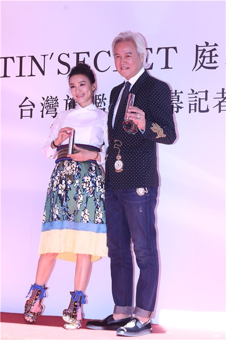 林瑞阳、张庭出席Tin’Secret庭秘密台湾旗舰店开幕记者会