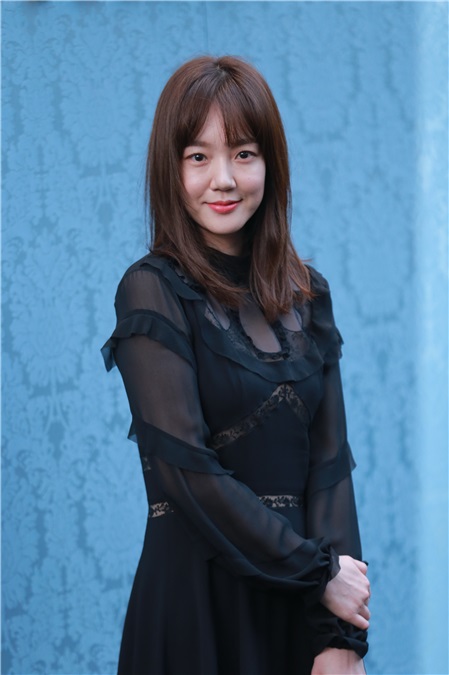 少女时代Tiffany、韩孝周、李洙赫等出席某品牌店开业纪念活动