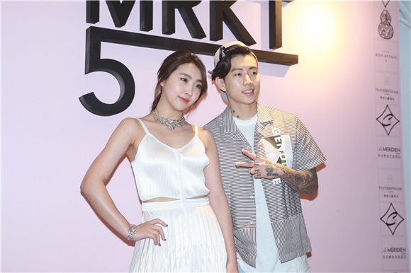 前2NE1团员MINZY 韩国饶舌歌手JAY PARK MRKT5复合品牌概念店开幕
