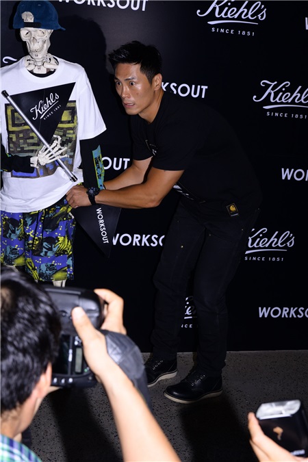 品牌Kiehl’s(契尔氏)Photo wall举行活动 SHOW ME THE MONEY第四季优胜GXNZI等出席