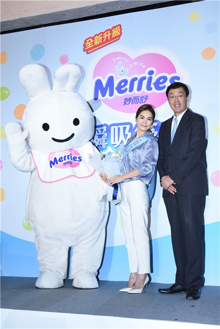 Ella陈嘉桦出席婴幼儿尿布品牌全新升级上市发布会
