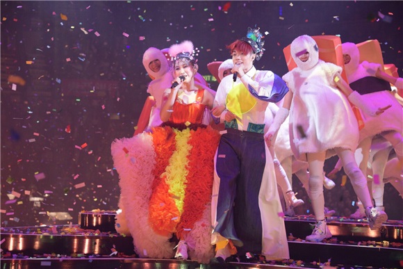 王菀之x张敬轩的《The Magical Teeter Totter》演唱会头场