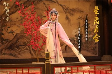《那年花开月正圆》沈星移扮女装太正点 查坤被他撩了