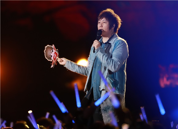 五月天举办演唱会 要粉丝「全垒打」
