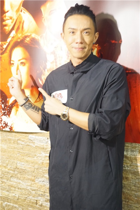 万梓良、白只、张继聪等 出席电影《今晚打丧屍》杀青宴