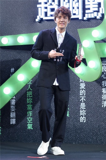 〈Yes 北京现场〉吴克群用音乐感叹《人生超幽默》 笑看人生百态