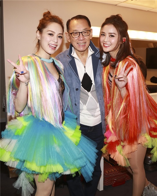 Twins:唱饮歌,唱相爱的十五年