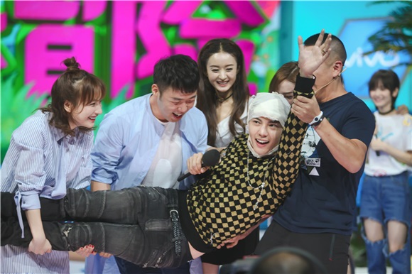 赵丽颖陈伟霆《快本》再同台 郑秀妍中文开唱歌声惊艳