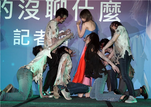 朱俐静宣传首波主打《真的没聊甚么》记者会