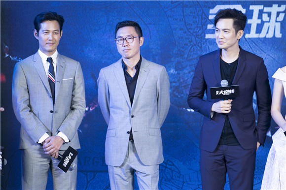 《惊天大逆转》全球首映 悬疑动作片新标杆领跑暑期档