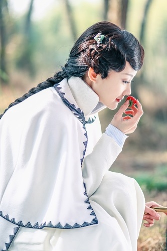 《半妖倾城》玩转二次元 陈紫函魅惑直逼范冰冰