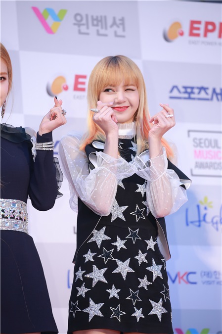 宇宙少女、EXO、I.O.I、Twice等出席第26届首尔歌谣大赏