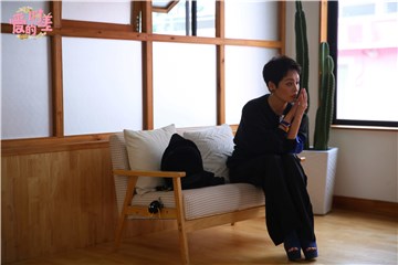 宁静担当“40岁”女性代表展露恋爱态度