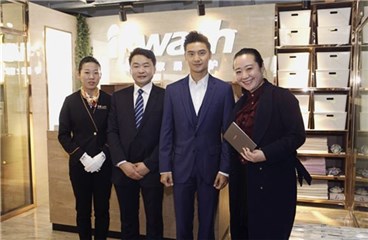 (田亮成为梦洁大管家服务明星用户)