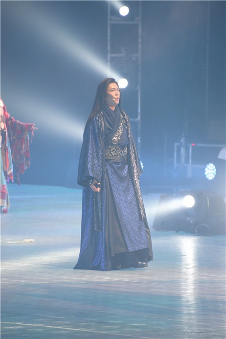郑嘉颖、谢天华、郑丹瑞、黎耀祥、谭耀文、吕良伟等出演舞台剧《风云5D音乐剧》