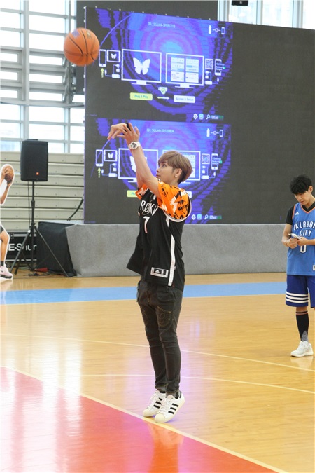鼓鼓出席NBA球星见面会