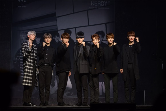 男团VICTON办新辑showcase