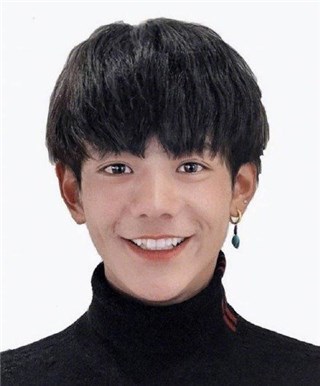 滤镜下的“丁真”崩坏了!美颜开太强五官全变形  蛇精脸让网友暴怒
